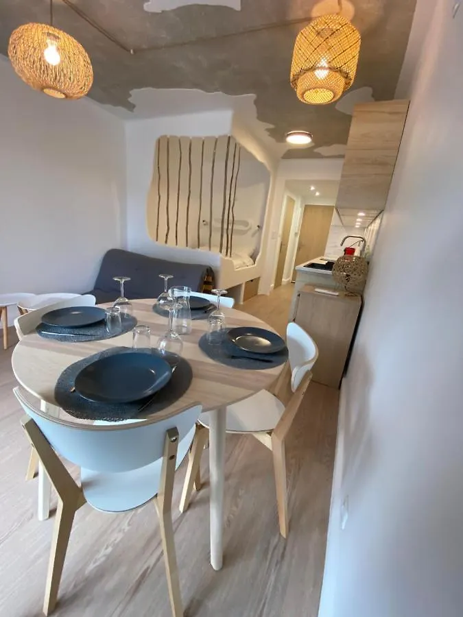 Appartement Santorini hyerois à Hyères