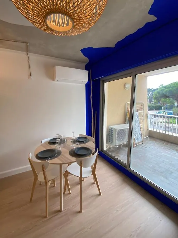 Appartement Santorini hyerois à Hyères